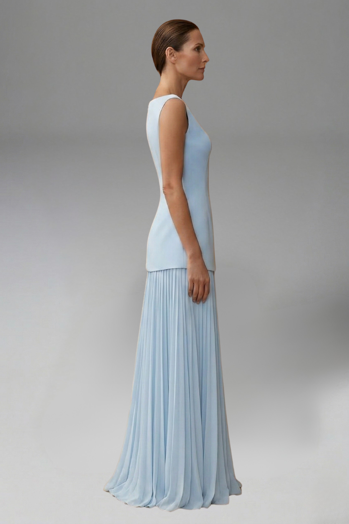 Women’s Maxi Dress with Pleated Skirt and Sleeveless Design