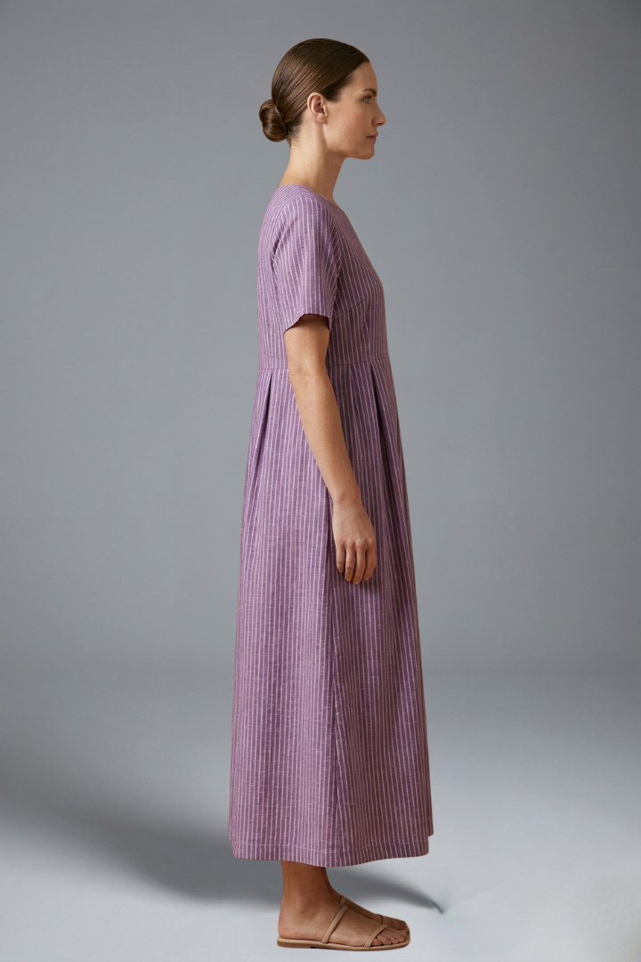 Women’s Maxi Dress with Pleated Waist and Side Pockets