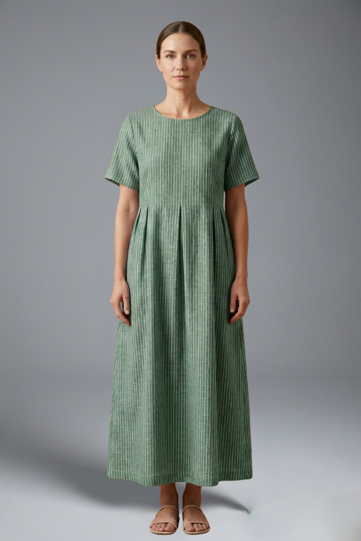 Women’s Maxi Dress with Pleated Waist and Side Pockets