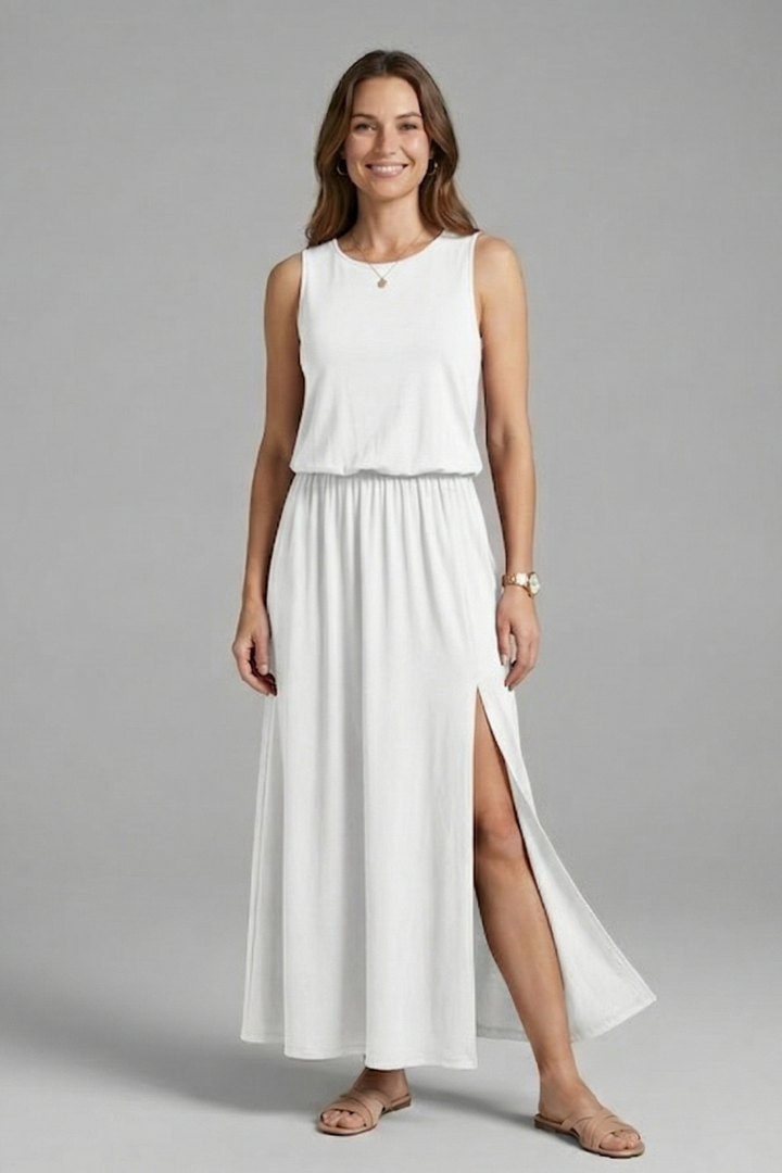 Women’s Maxi Dress with Round Neck and Sleeveless Design