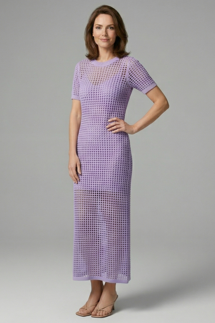 Women’s Maxi Dress with Short Sleeves and Cut-Out Surface