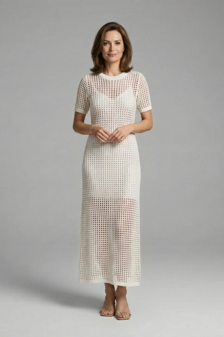 Women’s Maxi Dress with Short Sleeves and Cut-Out Surface