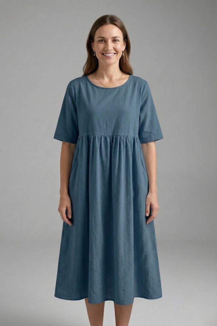 Women’s Midi Dress with Round Neck and Short Sleeves