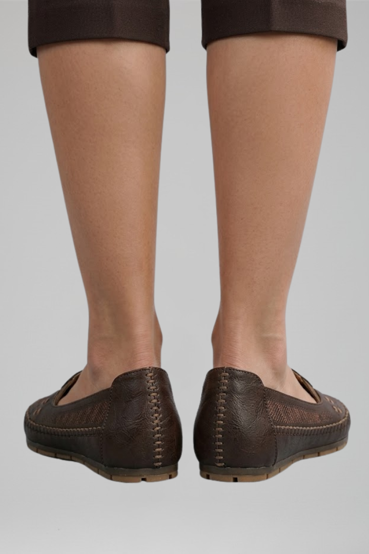 Women's Orthopaedic Slip-On Shoes with Slip-On Design for All-Day Comfort