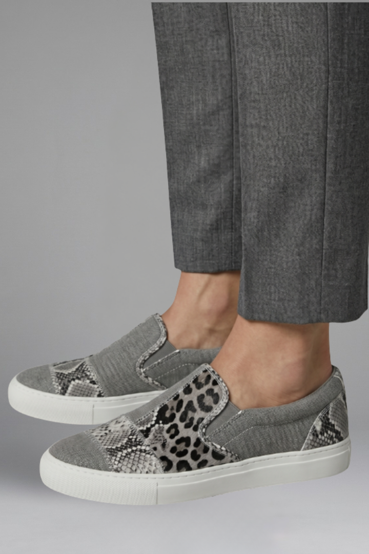 Women's Orthopaedic Loafers with Flexible Outsole for Everyday Wear