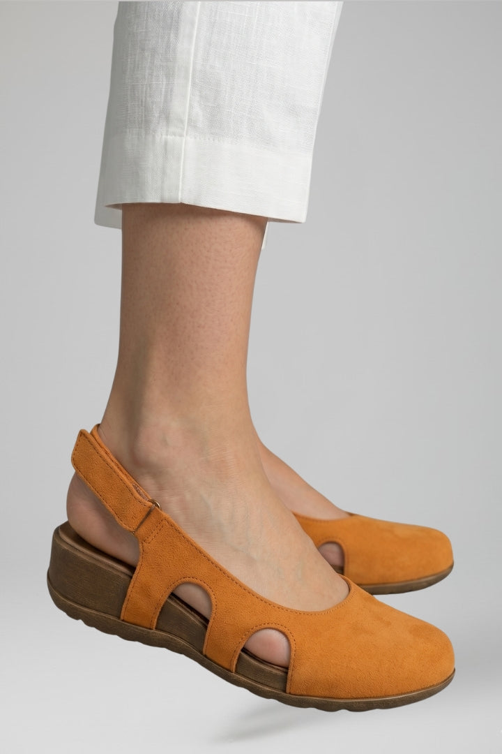 Women's Orthopaedic Sandals with Adjustable Strap