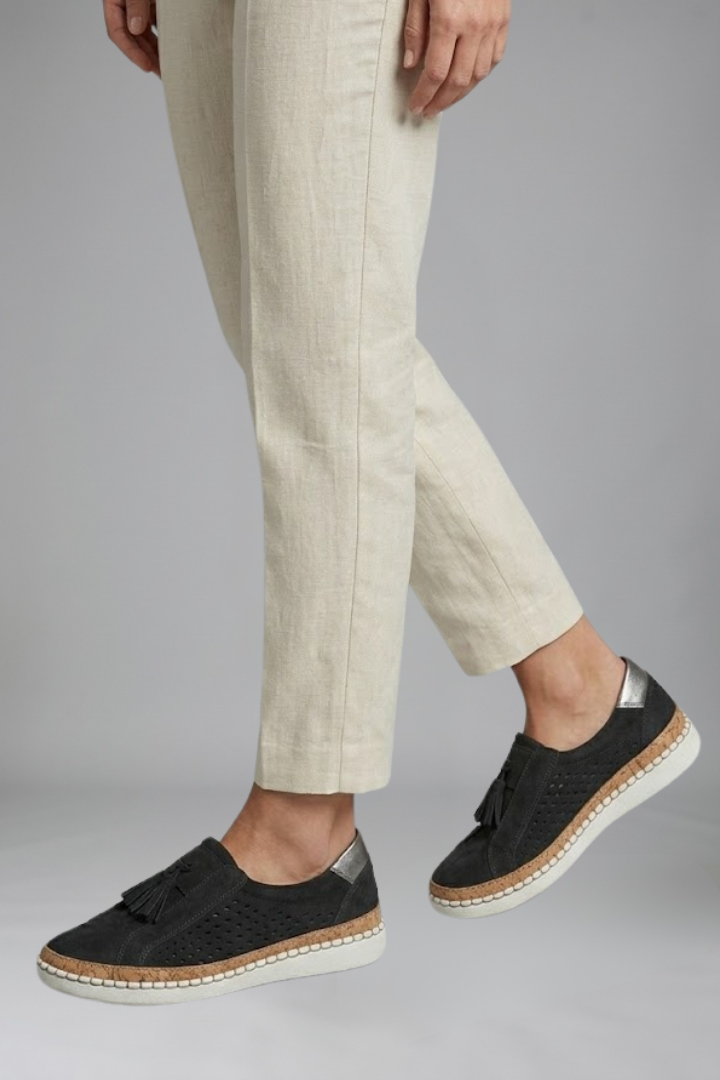 Women's Orthopaedic Trainers with Flat Sole for Everyday Wear