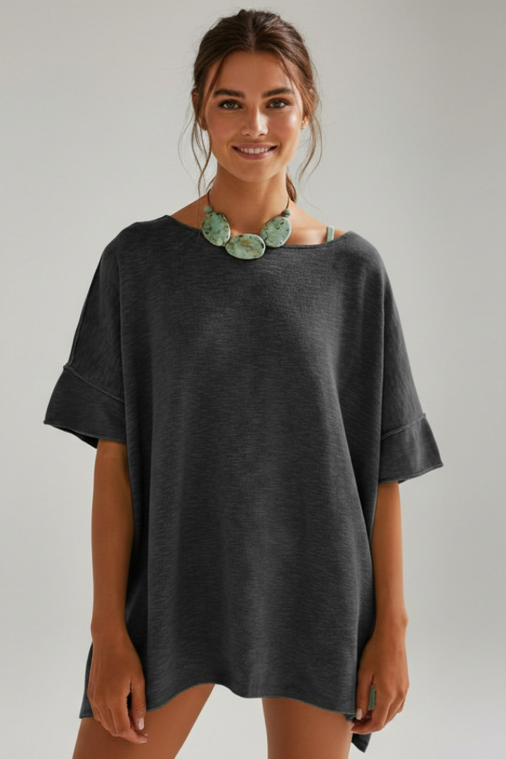 Women’s Oversized T-Shirt with Round Neckline and Short Sleeves