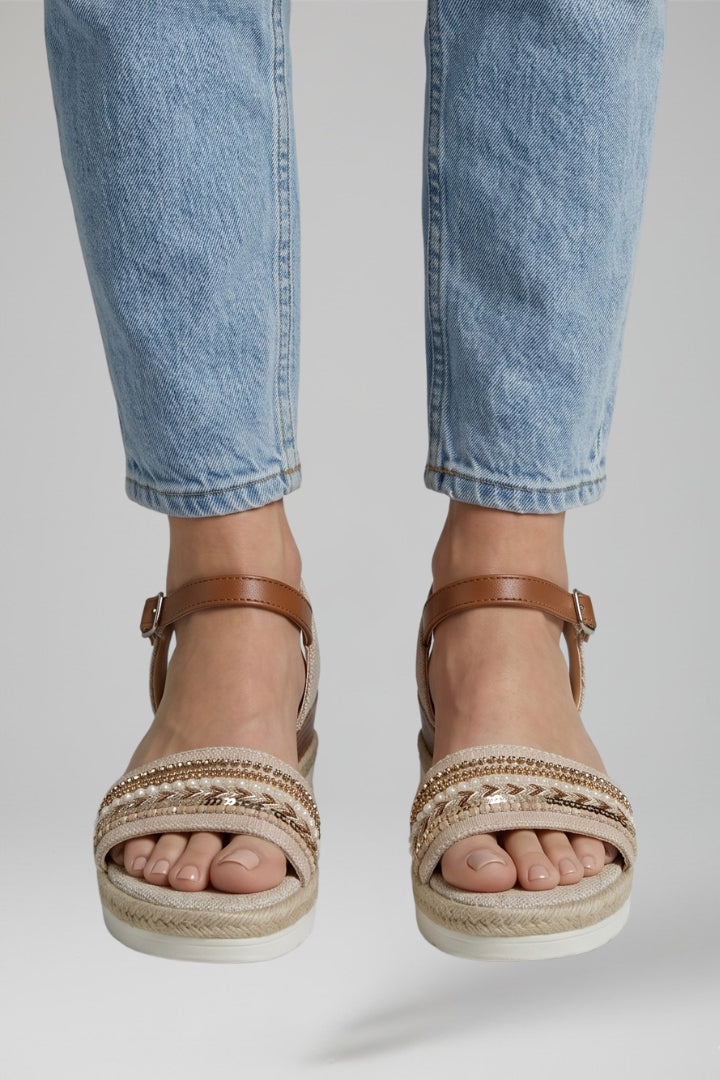 Women's Sandals with Adjustable Straps and Cushioned Footbed