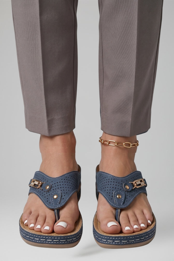 Women's Sandals with Adjustable Straps and Cushioned Sole