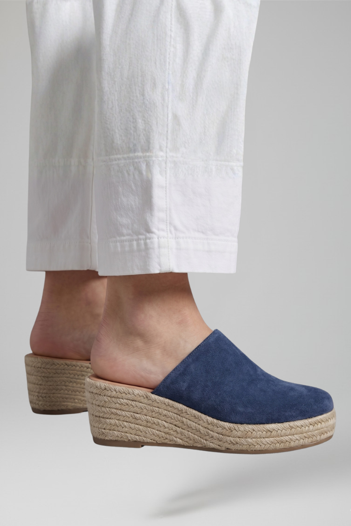 Women's Sandals with Cushioned Footbed and Adjustable Straps