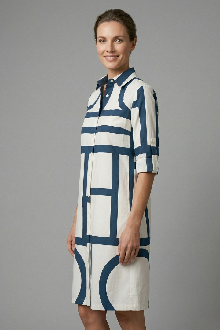Women’s Shirt Dress with Collar and Button Fastening