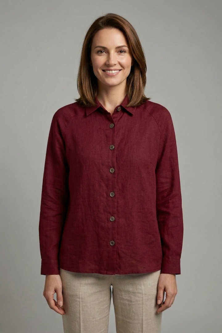 Women’s Shirt with Button Fastening and Long Sleeves