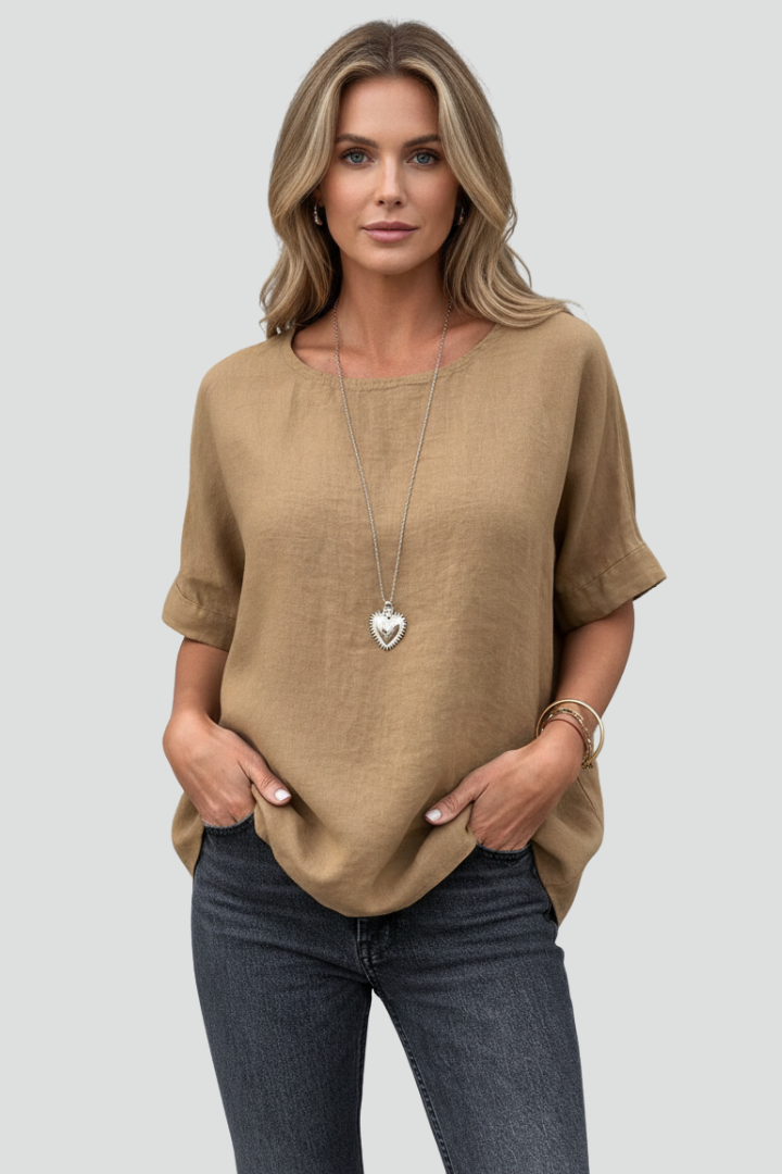 Women’s Short-Sleeve Top with Round Neck and Straight Hem