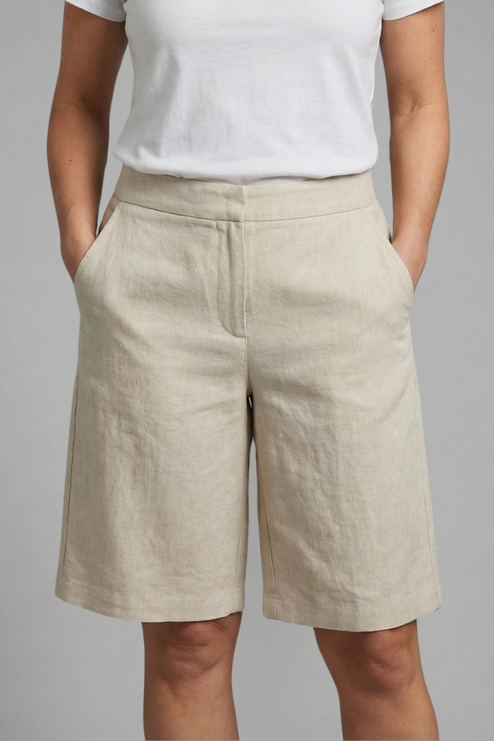 Women’s Shorts with Elastic Waistband and Side Pockets