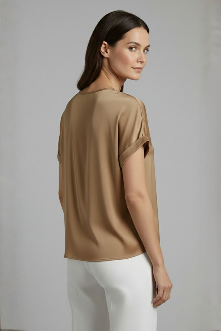 Women’s T-Shirt with V Neckline and Short Sleeves