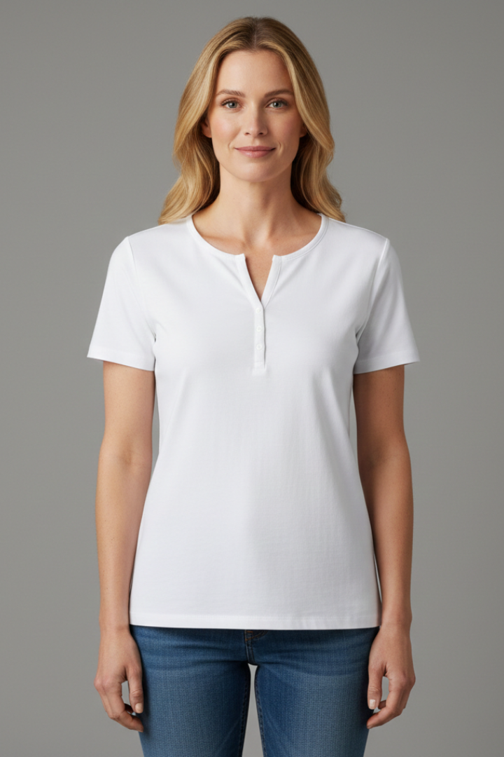 Women’s T-shirt with V-neckline and short sleeves