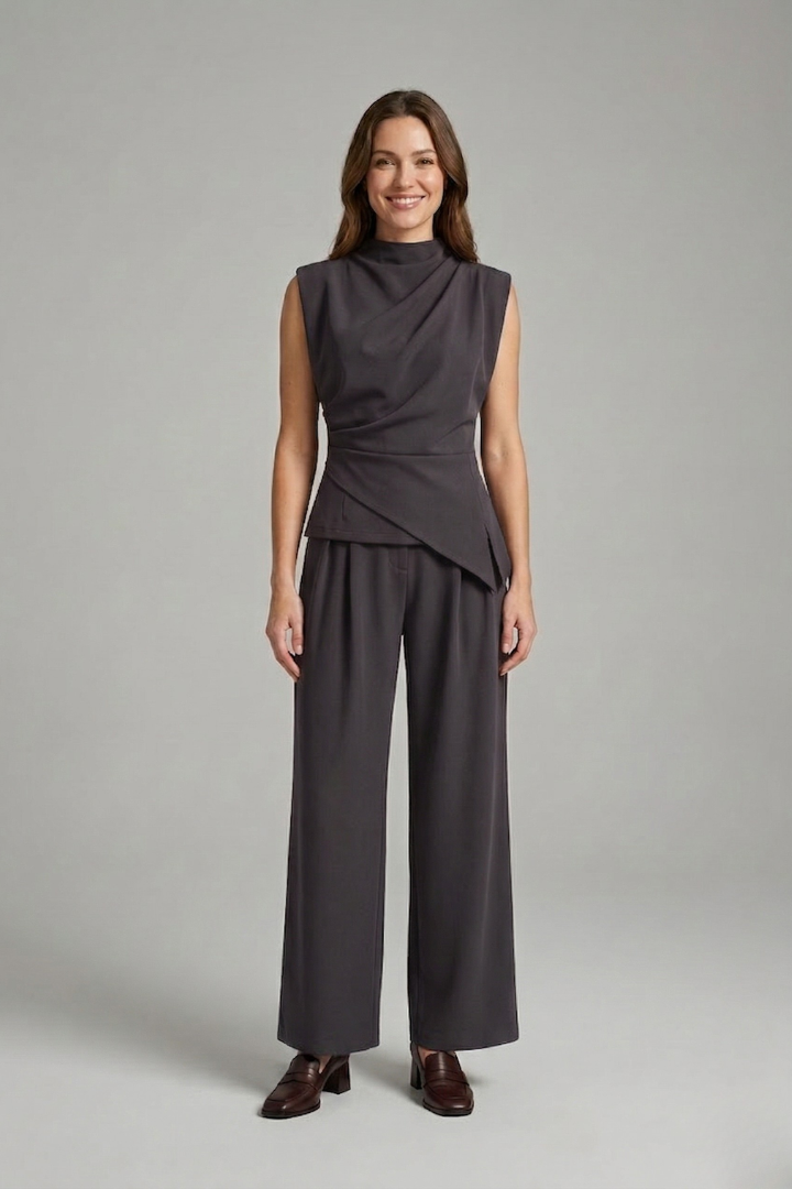 Women’s Top and Trousers Set with Round Neck and Straight Legs