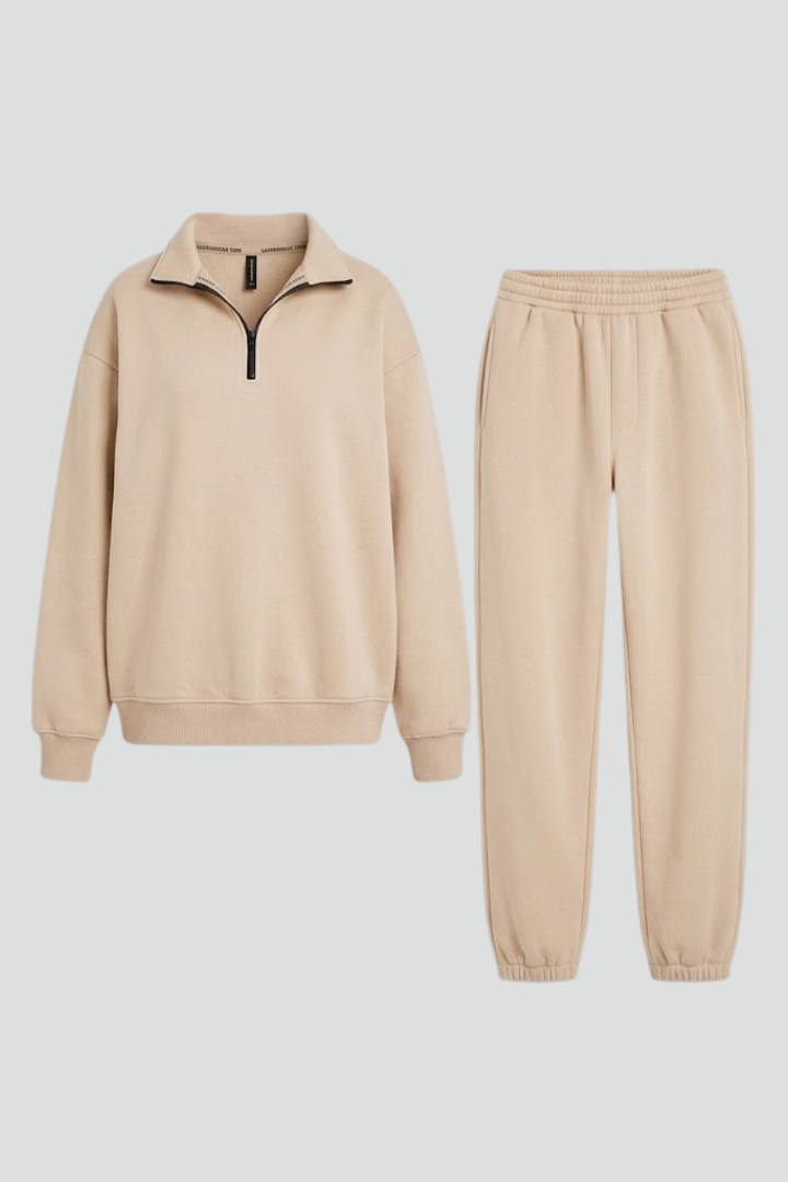 Women’s Tracksuit Set with Half-Zip Sweatshirt and Jogger Pants