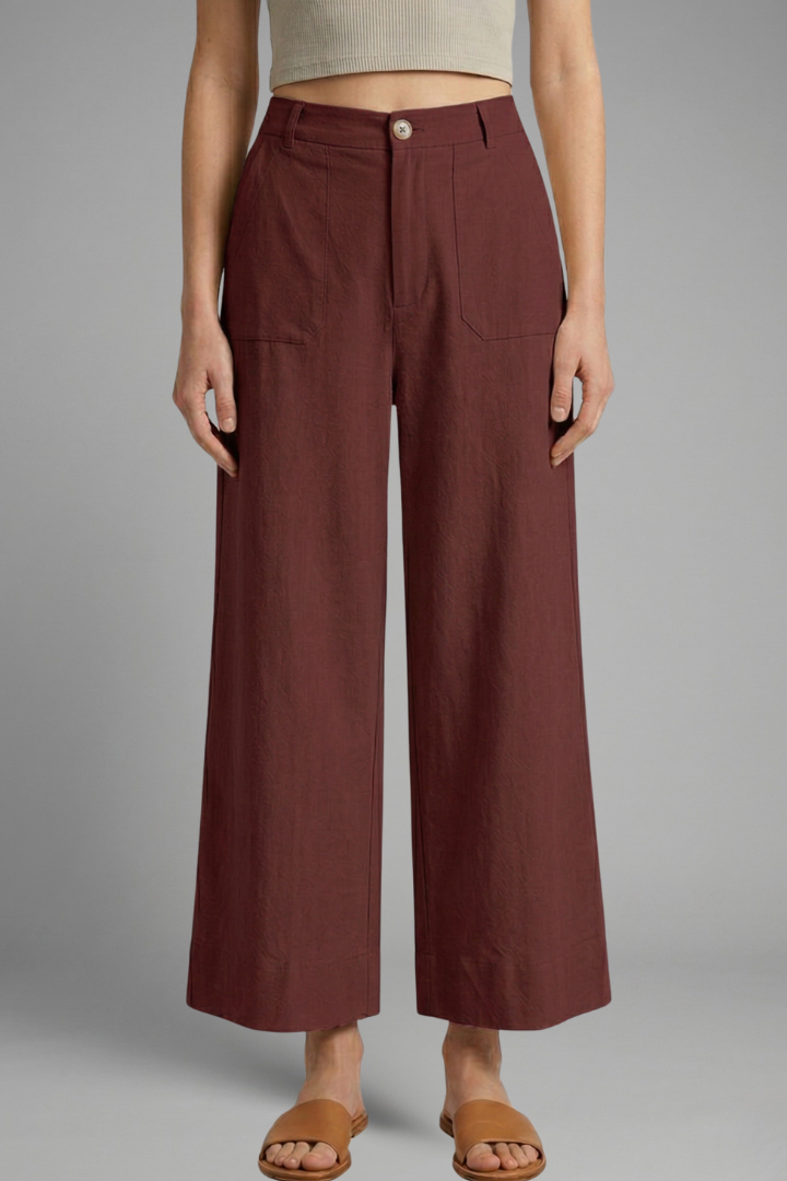 Women’s Trousers with High Waist and Side Pockets