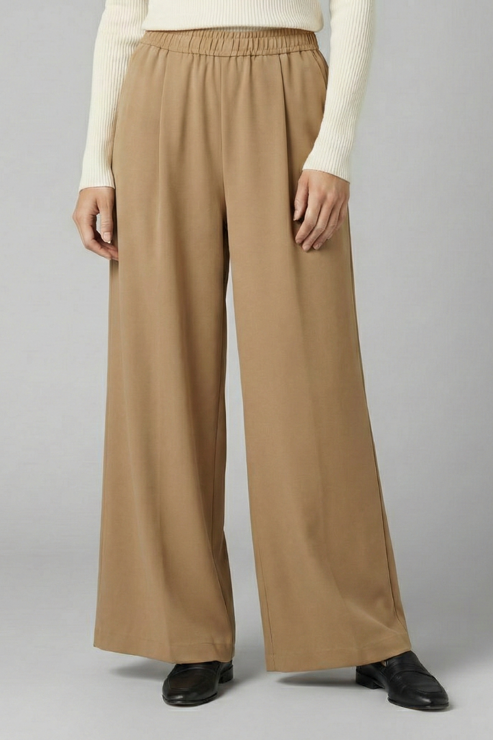 Women’s Trousers with High Waist and Wide Legs