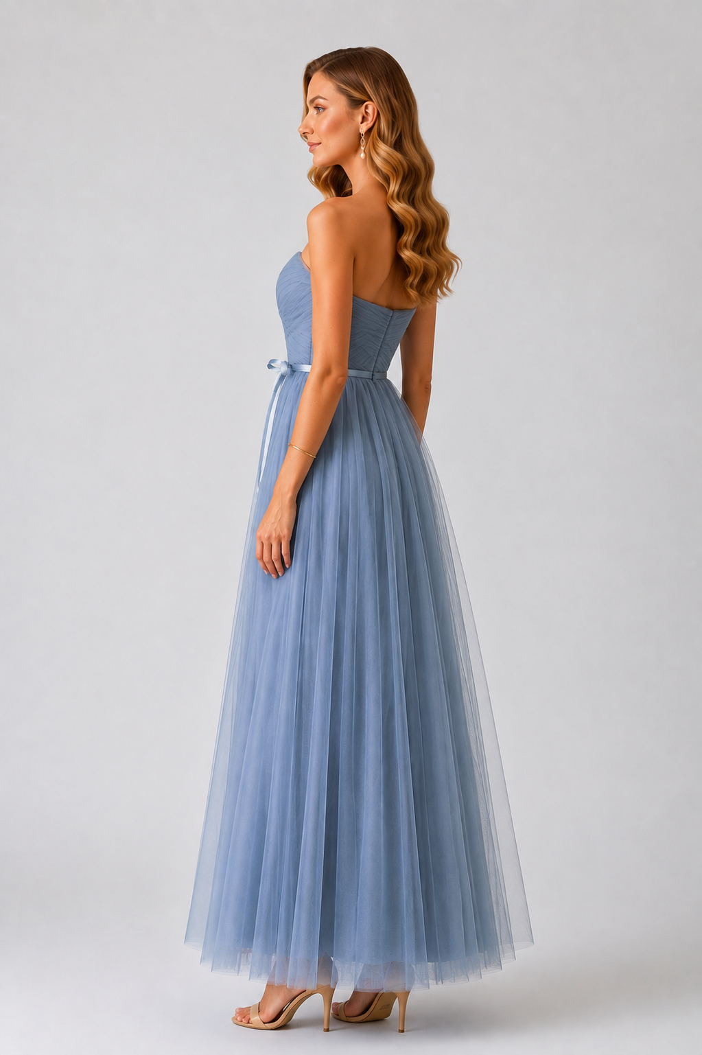 Women’s Tulle Dress with Sweetheart Neck