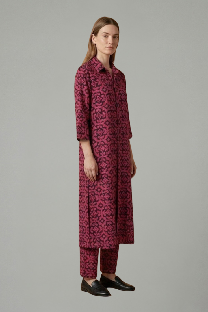 Women’s Two Piece Set with Geometric Pattern and Relaxed Fit