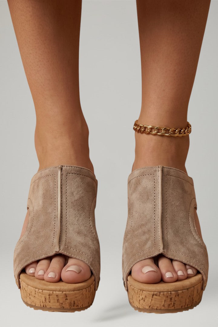 Women's Wedge Sandals with Studded Straps and Cushioned Insole